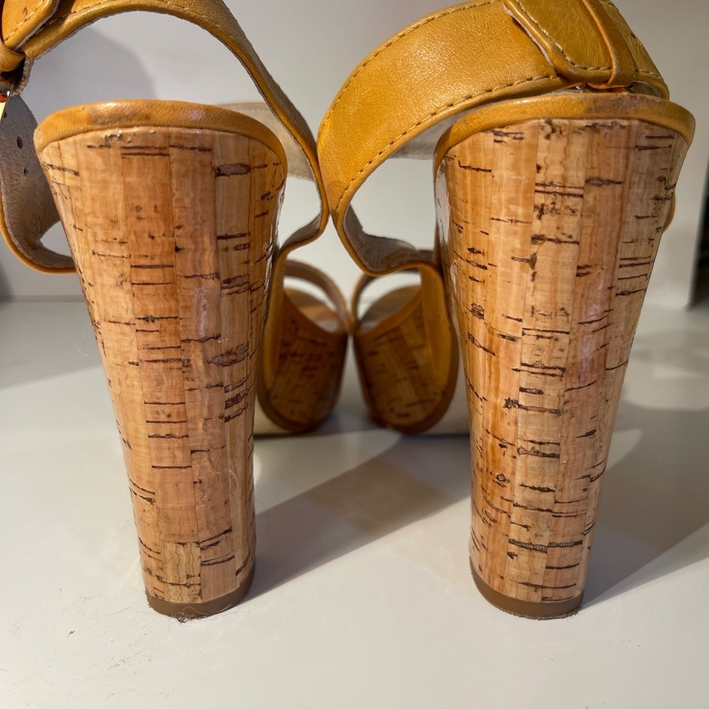MICHAEL Michael Kors | Goldenrod Leather and Cork Platform Sandals - Picture 11 of 13